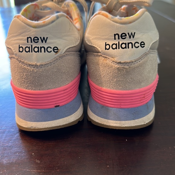 New Balance sneakers - Picture 2 of 6